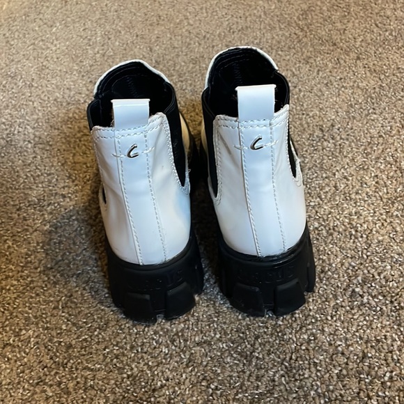 Sam Edelman Circus patent boots Size 6 - Picture 3 of 4